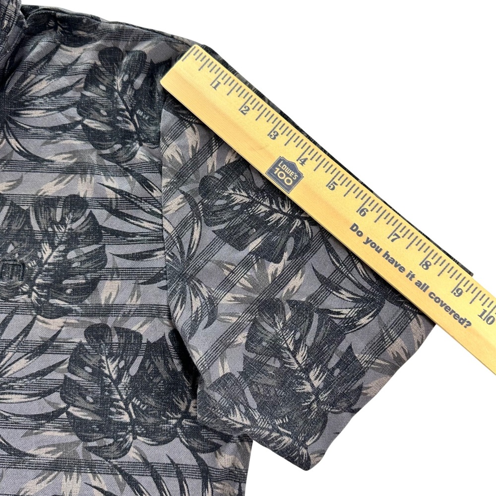 Travis Mathew Mens Gray Black Tropical Leaf Stripe Polo Shirt Size Medium Golf - Picture 8 of 11